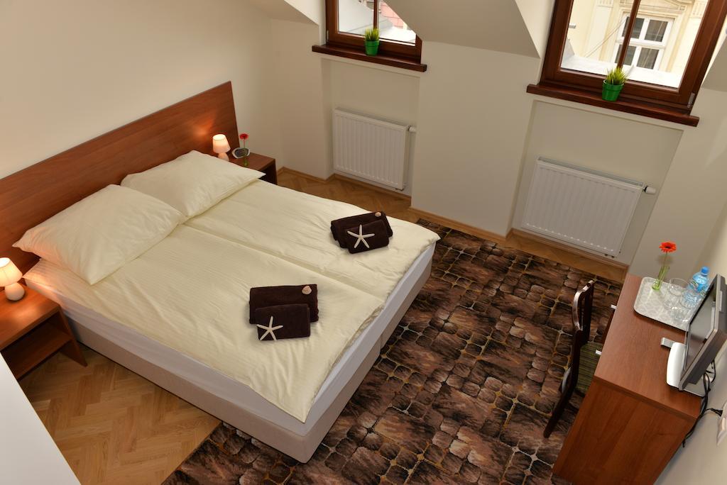 Royal Route 29 Comfort Rooms 크라쿠프 객실 사진