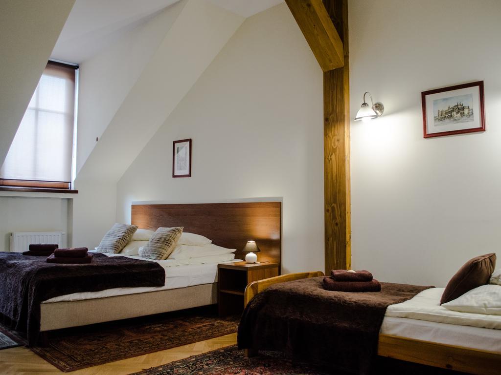 Royal Route 29 Comfort Rooms 크라쿠프 외부 사진